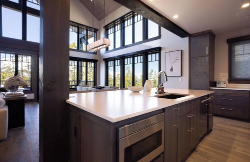 Big Sky House | Lone Peak Views - 6 bedroom 6.5 bath, ski in/out, Private Hot Tub, Lodge Access