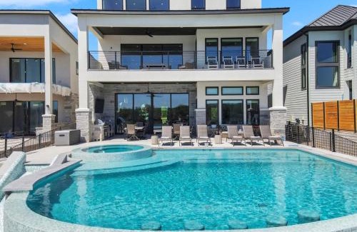Kingsland House | Lone Star Landing with Concierge Services