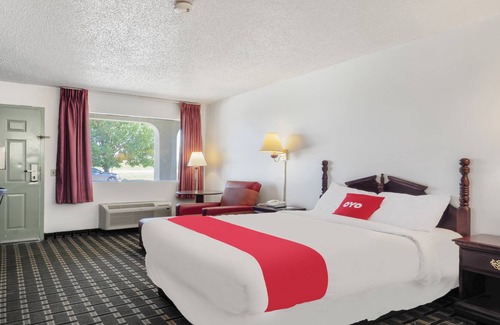 Erick Hotel | Lonestar Inn & Suites, Erick OK – Hwy 40 BY OYO