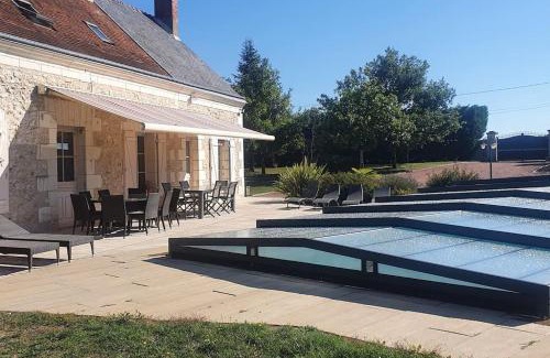 Luzille Villa | Longère avec Piscine Couverte Chauffée privative de Avril à Septembre