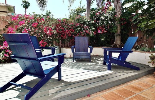 Zaferia House | Long Beach Breeze – Dreamy 2 BDR, Walk to Shopping & Dining, Mins to Beach