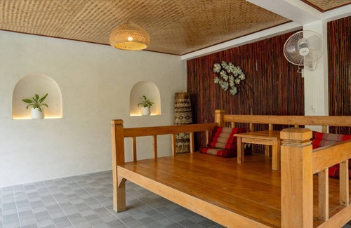 Ko Lanta Hotel | Long Beach Chalet