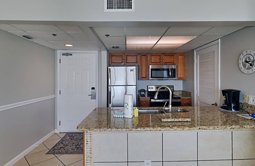 Long Beach Condo | Long Beach II #705 | Gulf-Front Views!