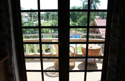 Sam Roi Yot Hotel | Long Beach Inn