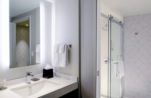 Harbor Hotel | Long Beach Marriott
