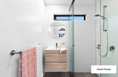 Long Jetty House | Long Jetty Luxury Guesthouse