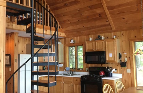 Harrison Cabin | Long Lake cabin with sandy beach