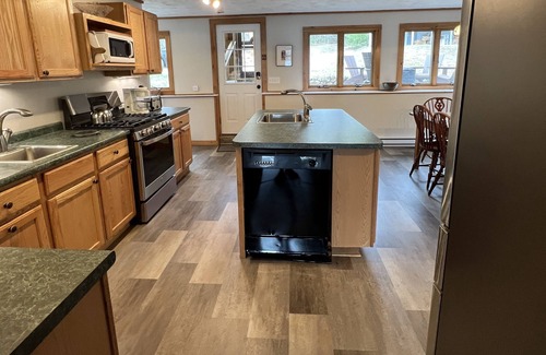 Bridgton Cottage | Long Lake Charm