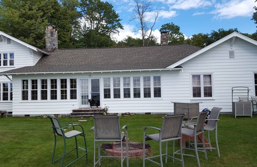 Alpena House | Long Lake House on the Sandies