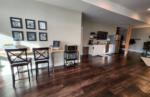 Lacey House | Long Lake Oasis: To recharge or Work with a view
