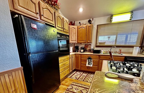 Bryson City House | Long Range Mountain View! "Happy Trails Cabin"
