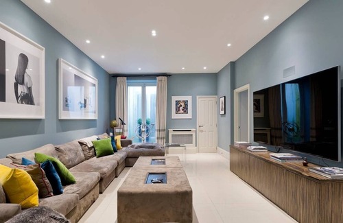 Parsons Green and Walham House | Long Stay Discounts - Luxurious 4-Bed, Fulham