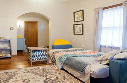 Petersburg House | Long Term Hospital Stays. Traveling Nurses and Families