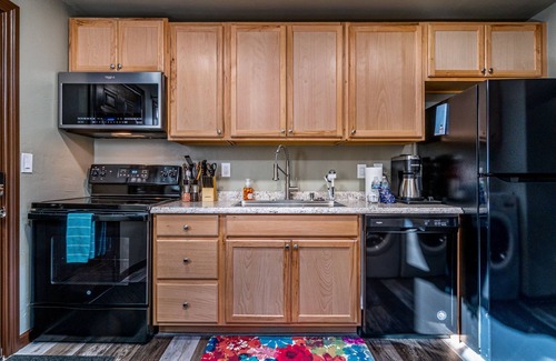 Amarillo House | Long Term- Medical District- Travel Nurses- Unit A