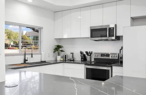 North Scottsdale Apartment | Long-Term Rental near Shopping & Golf