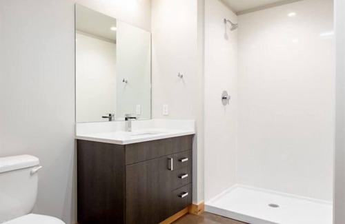 New Tacoma Apartment | Long Term Stay Modern Lux 2BR/2BA - Tacoma - 26