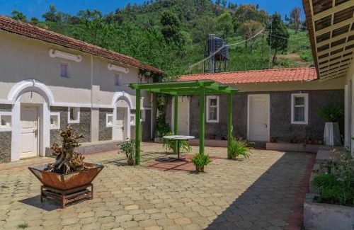 Coonoor Villa | Long Walk with Breakfast Included, Pet Friendly at Ooty by StayVista