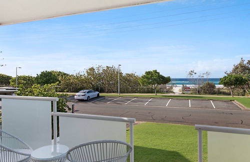 Bilinga Apartment | Longbeach 6 - Beachfront Bilinga - Min. 3 night stays!