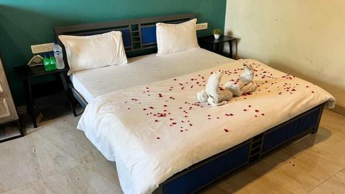 Rajawas Resort | Longdrive Restaurant Hotel & Resort