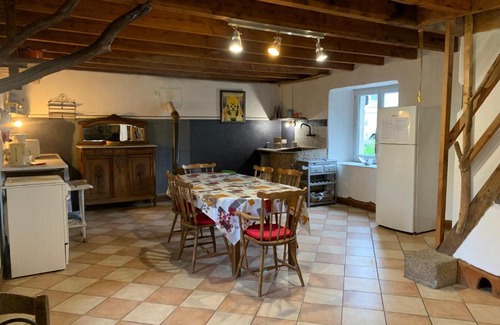Rostrenen House | Longere au dessus de l' écluse 152