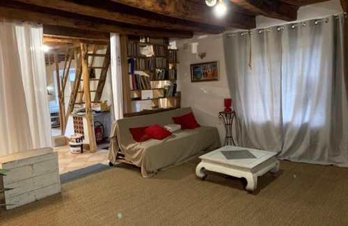 Rostrenen House | Longere au dessus de l' écluse 152