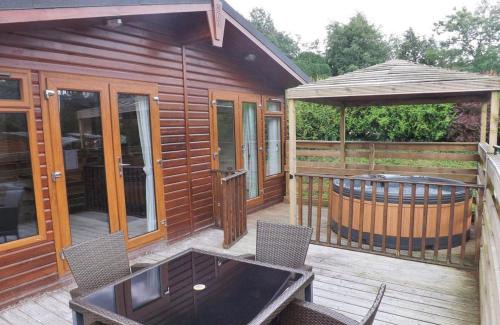 Longnor Resort | Longnor Wood Holiday Park