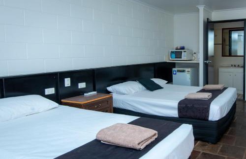 Longreach Hotel | Longreach Most Central Motel