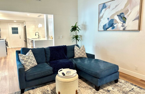 Longwood House | Longwood Getaway with Pool Table, BBQ Grill & Outdoor Space!