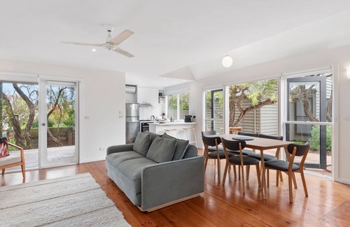Point Lonsdale Apartment | Lonsdale Villa 8 - Point Lonsdale
