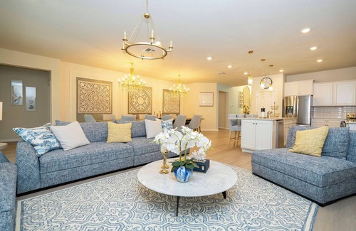 Four Corners House | Look! 8BR Pool Home Near Disney -15895