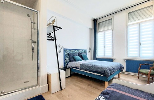 Dunkerque Centre Apartment | Look forward to a fantastic vacation experience in this beautiful vacation home near the sea!