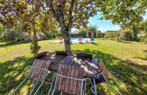Gauriac Apartment | Look forward to an exciting vacation in this comfortable apartment with pool access.