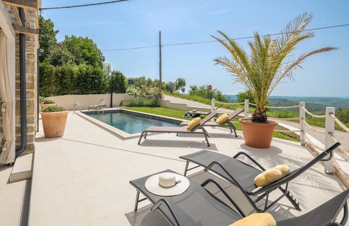 Krasica House | Look forward to spending your vacation in this beautifully located vacation home with pool.