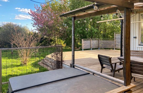 Motala House | Look forward to your holiday in this practical holiday home.