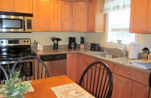 Ogunquit - Wells Cottage | Look -> Reduced pricing for Fall rentals ! Beach Dreams with all the upgrades!