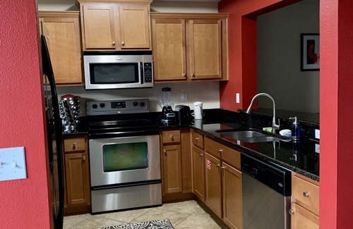 Ruskin House | Looking for Snowbirds with Marina Views at Little Harbor ! 90 day discount