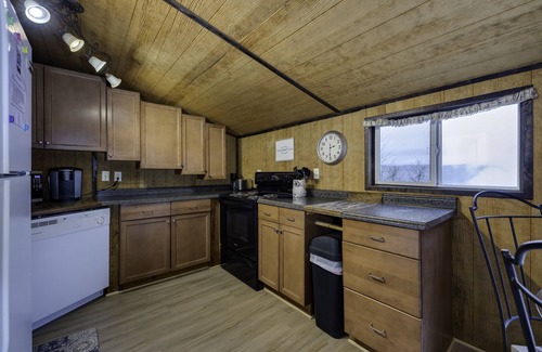 Rileyville Cabin | Lookout Cabin in the mountains, Amazing Views!