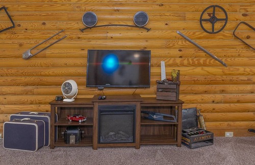Roanoke Bed & Breakfast | Lookout Suite - Mountain View