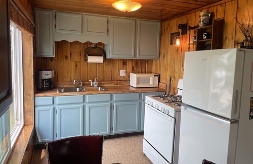 Pelican Lake Cabin | Loon Cabin at Pelican Lake