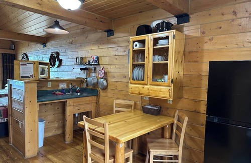 Homer Cabin | Loon Cabin - Cozy retreat with bay views, a shared hot tub, and fire pit!