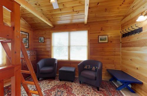 Greenville House | Loon Song