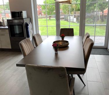 Loppersum House | Loppi Hus