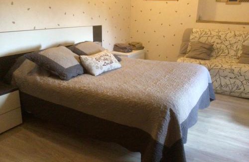 Saint-Mathurin-sur-Loire Bed & Breakfast | Lorali