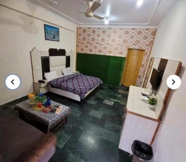 Bhagsu Nag House | Lord Krishna Guest House