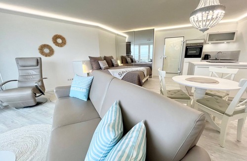 Duhnen Apartment | Lord Nelson App.605-40m² vacation apartment in Döse, close to the beach, swimming pool and sauna