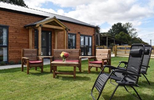 Ruckinge House | Lords View