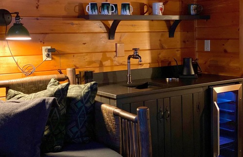Lutsen Cabin | Lorelei of the Lake - Charming Cabin & Guest Cabin on the Shore of Lake Superior