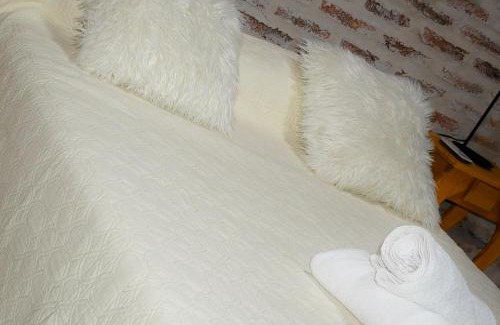 Loreto Bed & Breakfast | LORETO GUEST HOUSE YAYETOPa