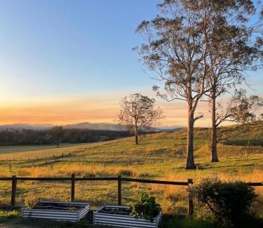 Brookfield House | Loretta- a rustic country cottage