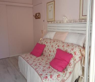 Sare Bed & Breakfast | Loretxea